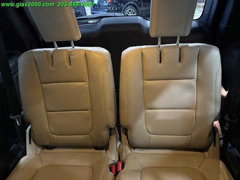 Used 2017 Ford Explorer 4WD w/ Class II Trailer Tow Package image 29