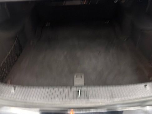 Used 2014 Mercedes-Benz E 350 Sedan image 23
