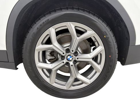 Used 2020 BMW X3 xDrive30i w/ Premium Package AWD/4WD image 9