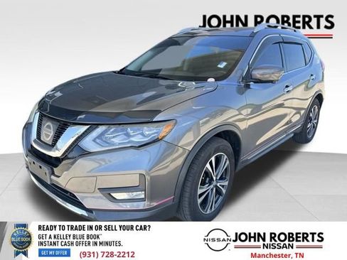 Used 2017 Nissan Rogue SL w/ SL Premium Package image 4