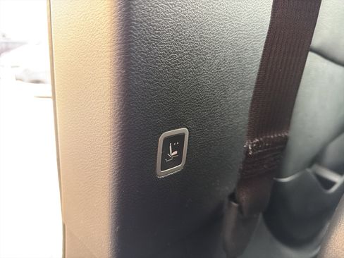 New 2026 Chrysler Pacifica Select image 26