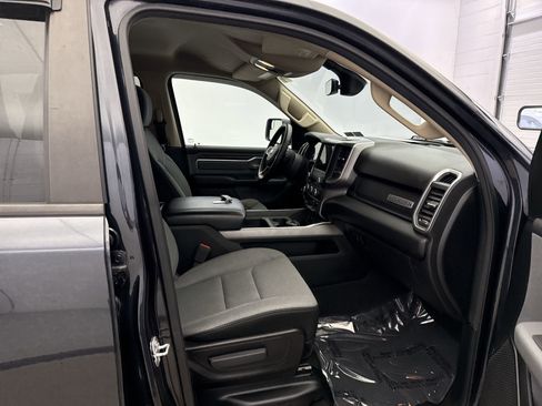Used 2019 RAM 1500 Big Horn image 18