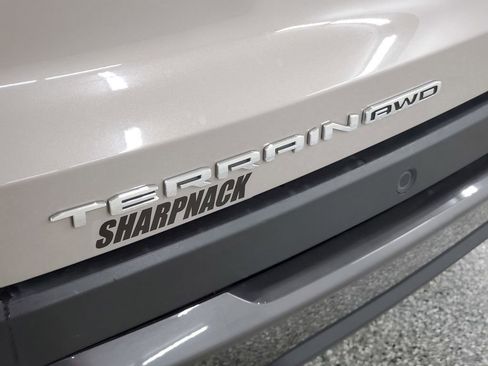 Used 2025 GMC Terrain Elevation image 24