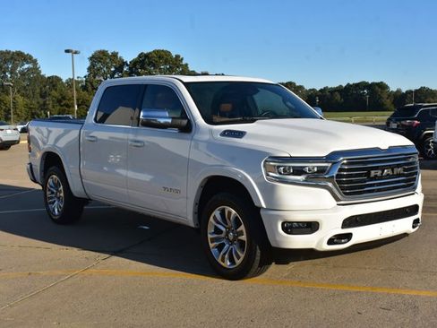 Used 2023 RAM 1500 Limited w/ Body Color Bumper Group image 3