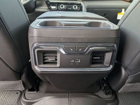 New 2025 GMC Sierra 2500 Denali w/ Denali Reserve Package AWD/4WD image 10