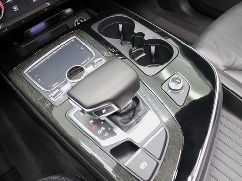 Used 2017 Audi Q7 3.0T Premium Plus image 63