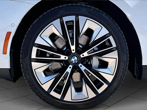 Used 2026 BMW 530i image 10