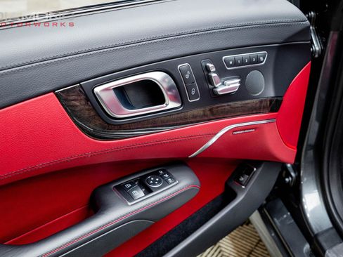 Used 2015 Mercedes-Benz SL 63 AMG image 86