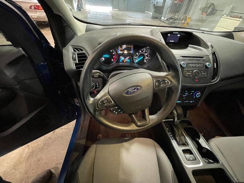 Used 2017 Ford Escape S image 31