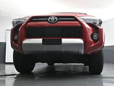 Used 2024 Toyota 4Runner TRD Off-Road Premium AWD/4WD image 29