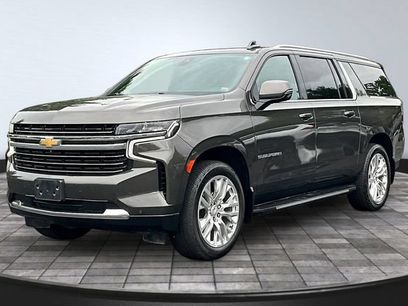 Used 2021 Chevrolet Suburban LT w/ LT Signature Package