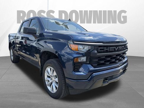 Used 2023 Chevrolet Silverado 1500 Custom RWD image 3