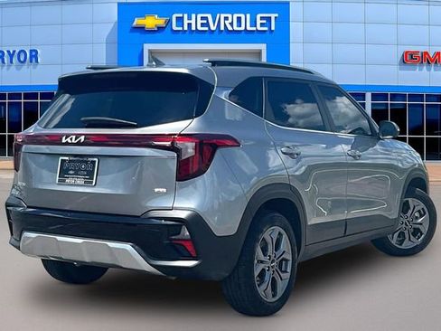 Used 2024 Kia Seltos S AWD/4WD image 5