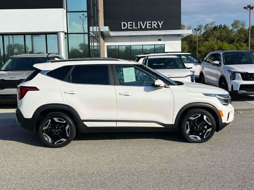Used 2024 Kia Seltos SX w/ SX Sunroof Package AWD/4WD image 27