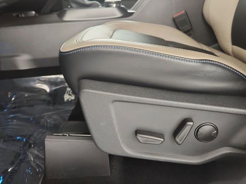 New 2024 Ford Bronco Wildtrak image 16