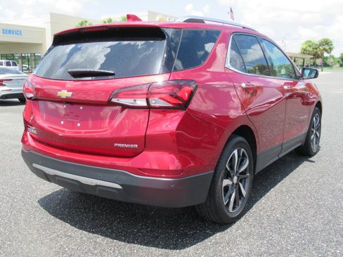 Used 2023 Chevrolet Equinox Premier FWD image 7