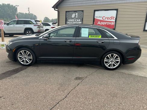 Used 2013 Lincoln MKZ FWD image 8