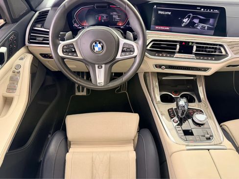 Used 2019 BMW X7 xDrive50i w/ M Sport Package image 13