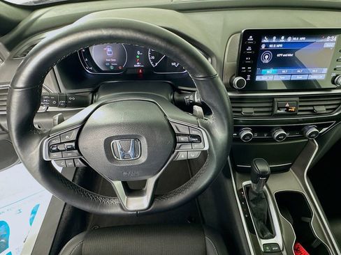 Used 2022 Honda Accord Sport image 11