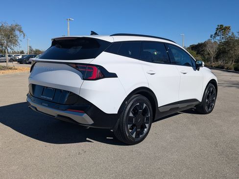 Used 2026 Kia Sportage SX image 5
