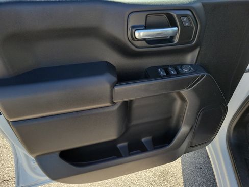 Used 2023 Chevrolet Silverado 1500 Custom RWD image 16