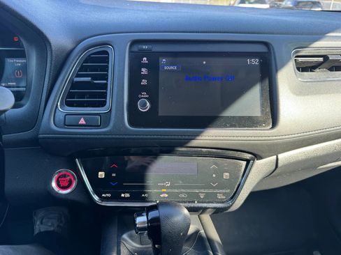 Used 2021 Honda HR-V EX image 16