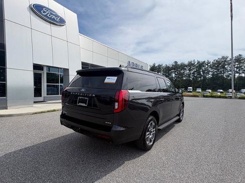 Certified 2025 Ford Expedition Max Active AWD/4WD image 3