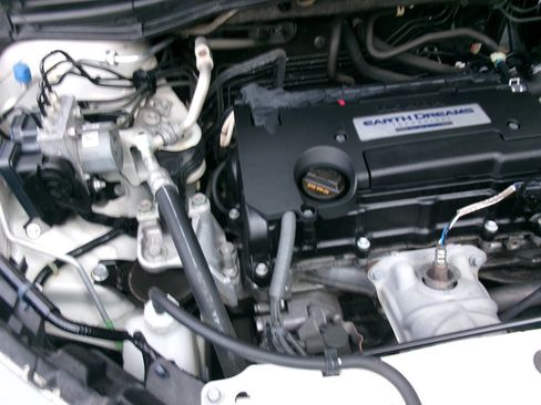 Used 2015 Honda CR-V LX image 47