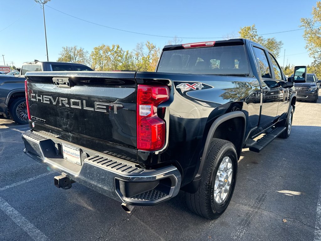 Used 2023 Chevrolet Silverado 3500 W/T w/ WT Convenience Package AWD/4WD image 4