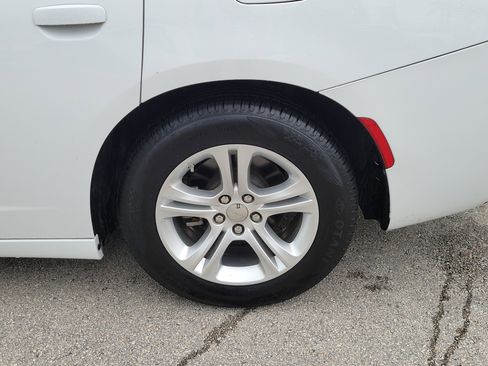 Used 2022 Dodge Charger SXT image 27