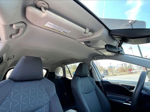 Used 2024 Toyota RAV4 XLE image 16