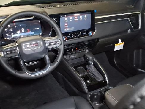 New 2026 GMC Terrain AT4 AWD/4WD image 8