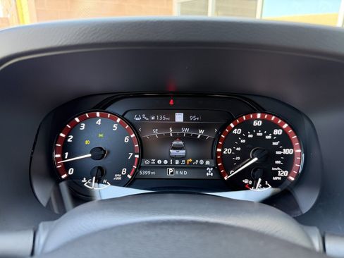 Used 2025 Nissan Frontier PRO-4X w/ Pro Premium Package AWD/4WD image 17