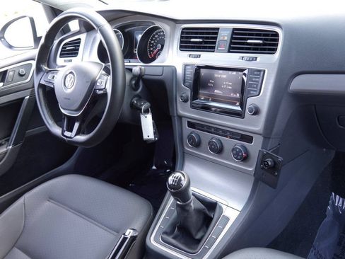 Used 2015 Volkswagen Golf TDI S FWD image 85