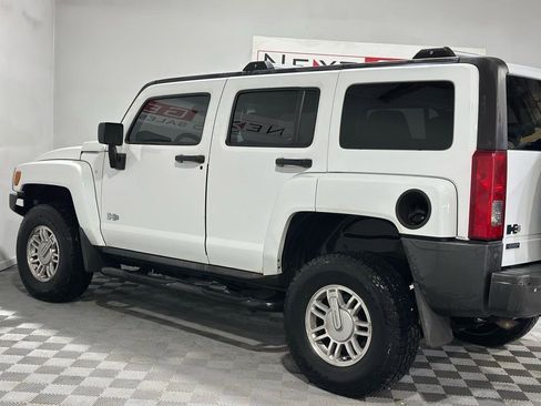 Used 2006 HUMMER H3 AWD/4WD image 6