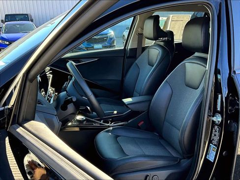 Used 2024 Kia Niro Wind image 10