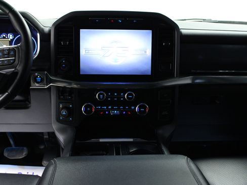 Used 2023 Ford F150 Lariat w/ Trailer Tow Package image 18