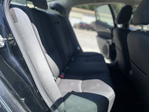 Used 2011 MAZDA MAZDA6 i Sport FWD image 23