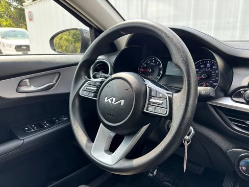 Used 2024 Kia Forte LXS FWD image 12