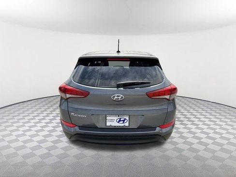 Used 2017 Hyundai Tucson SE image 8