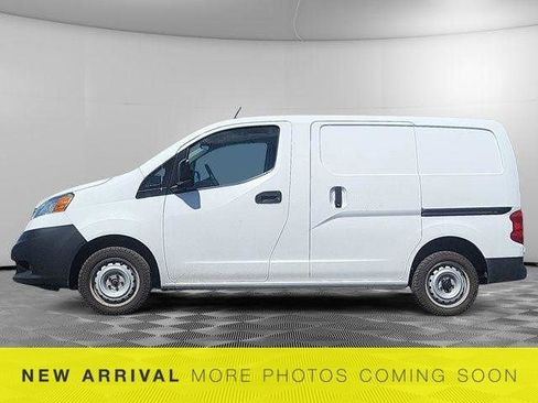 Used 2017 Nissan NV200 S w/ Back Door Glass Package image 2