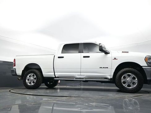 Used 2024 RAM 2500 Big Horn AWD/4WD image 28