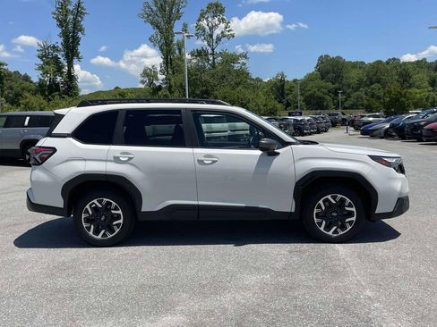 Certified 2025 Subaru Forester Premium AWD/4WD image 27