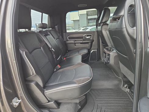 Used 2025 RAM 2500 Laramie image 16