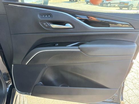 Used 2023 Cadillac Escalade Sport AWD/4WD image 30