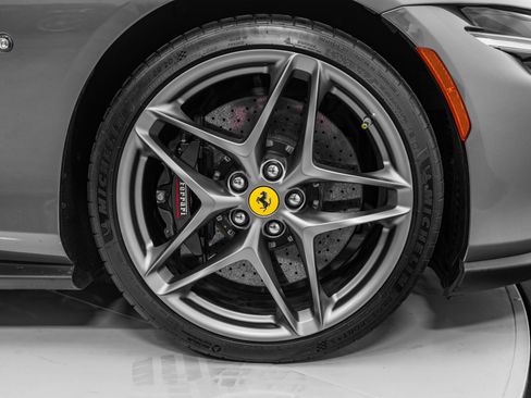 Certified 2022 Ferrari Roma image 16