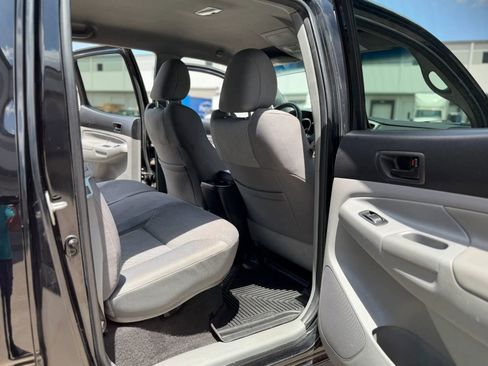 Used 2012 Toyota Tacoma PreRunner w/ TRD Off-Road Pkg RWD image 22