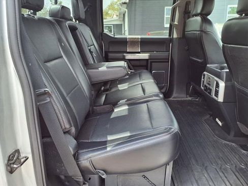 Used 2019 Ford F250 Lariat w/ Lariat Ultimate Package AWD/4WD image 16