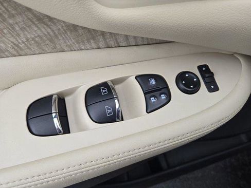 Certified 2024 Nissan Murano SL image 15