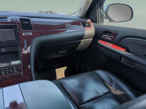 Used 2008 Cadillac Escalade EXT AWD/4WD image 35